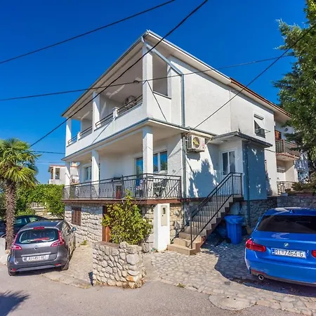 5595a Apartment *